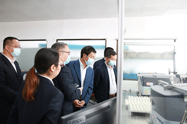 中國生物發酵產業協會名譽理事長石維忱一行到訪廣電計量參觀交流